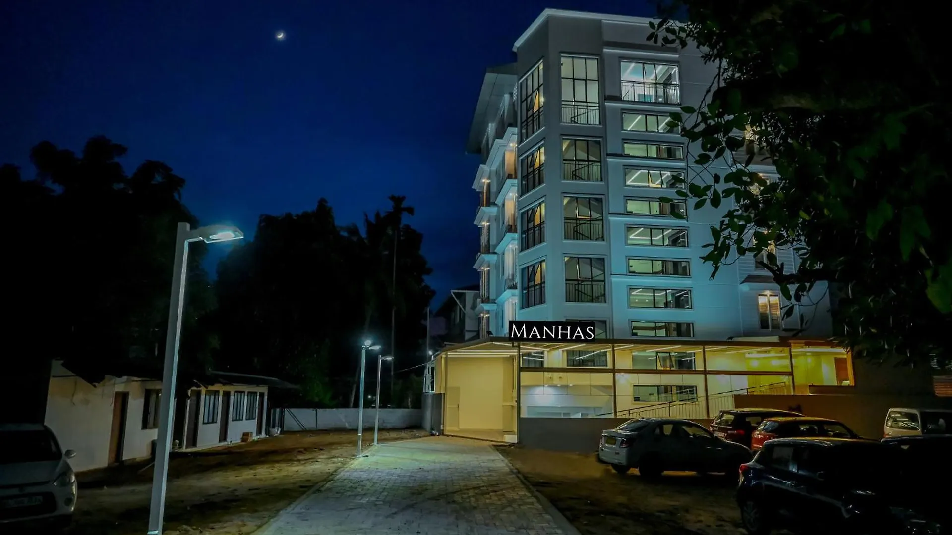 Manhas Olympus Hotel Kochi India