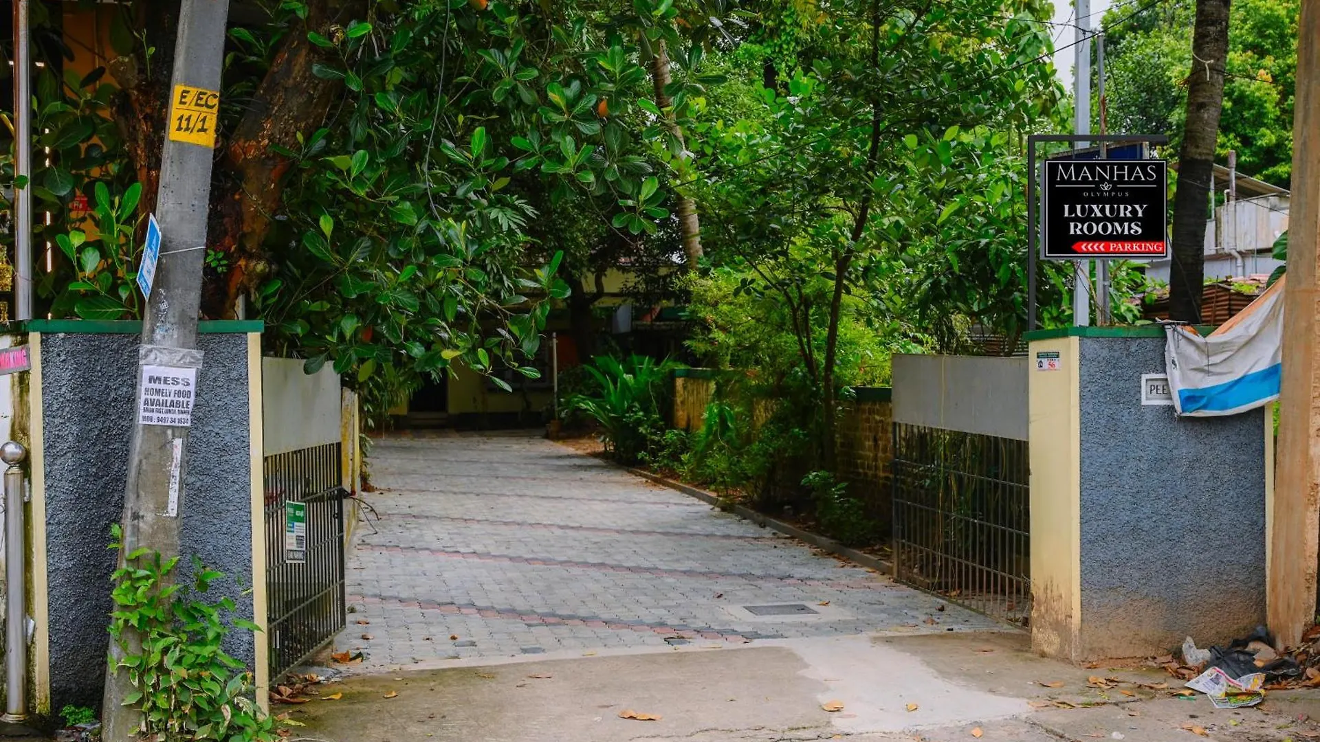 Manhas Olympus Hotel Kochi