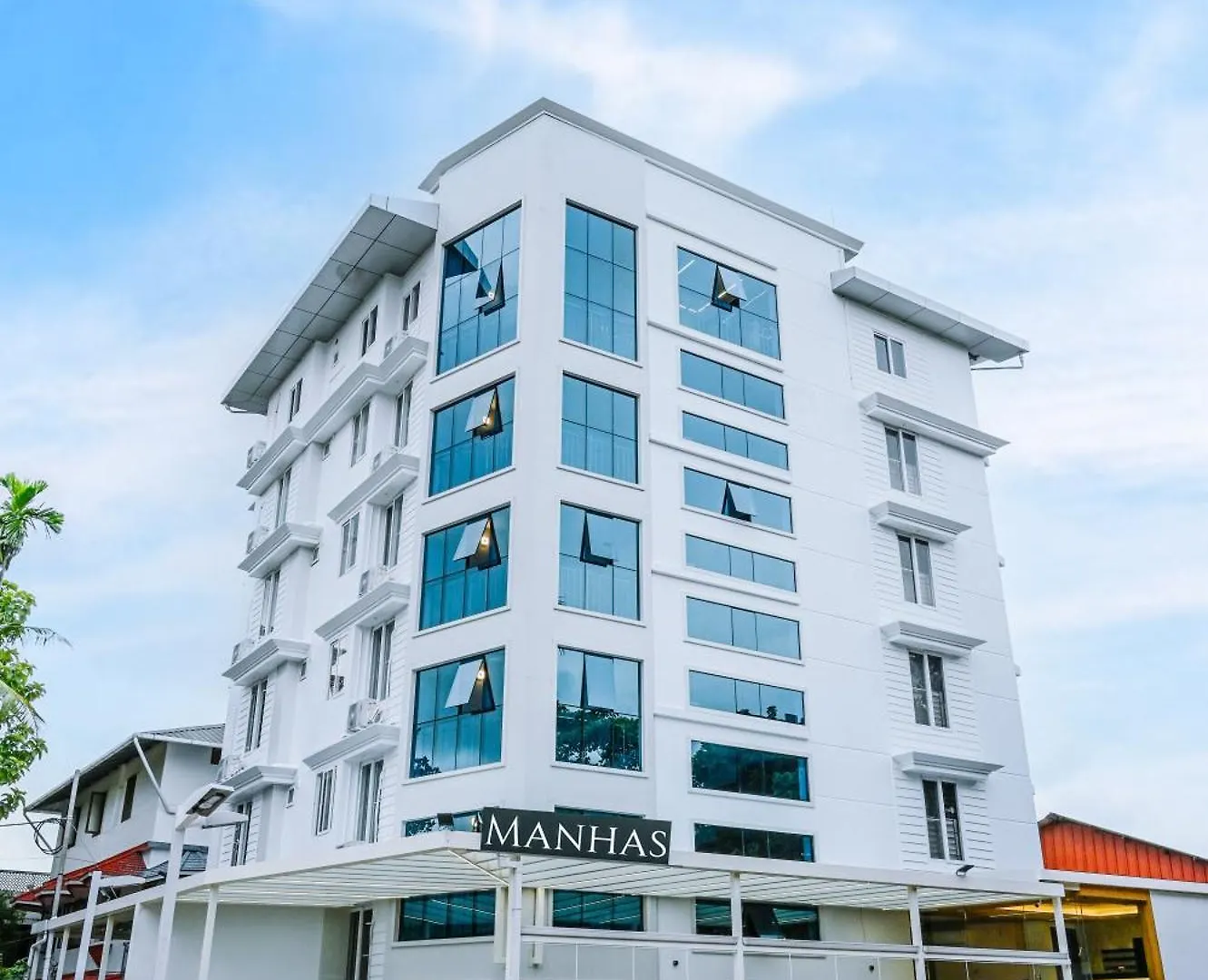 Manhas Olympus Hotel Kochi